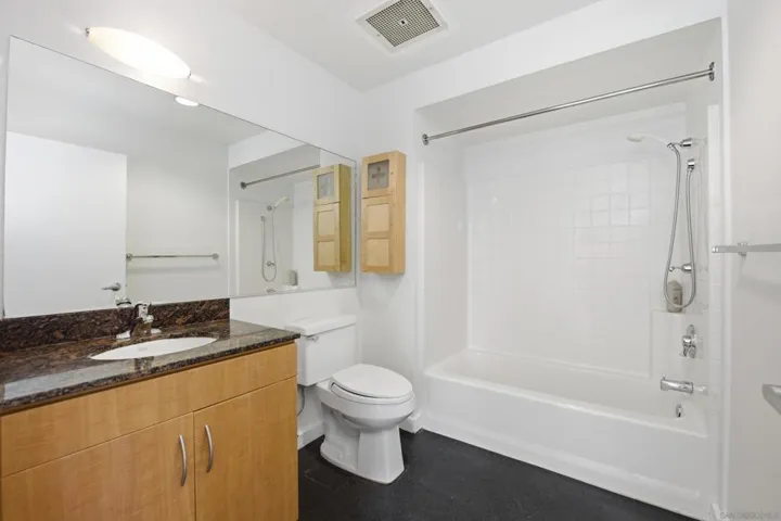 777 6th Ave 319, San Diego, California 92101