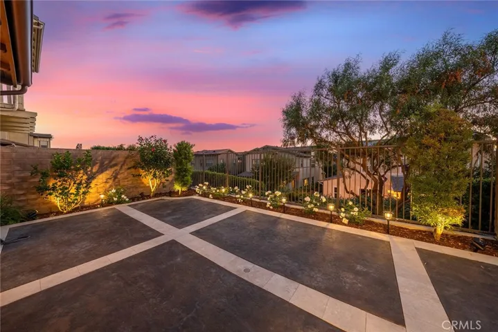 1 Intriga Court, Rancho Mission Viejo, California 92694