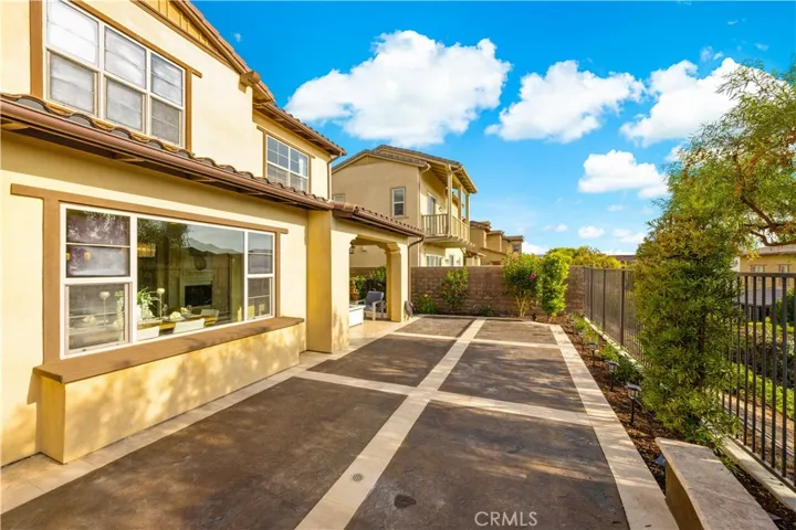 1 Intriga Court, Rancho Mission Viejo, California 92694
