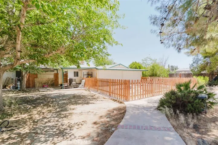 40155 176th Street E, Palmdale, California 93591