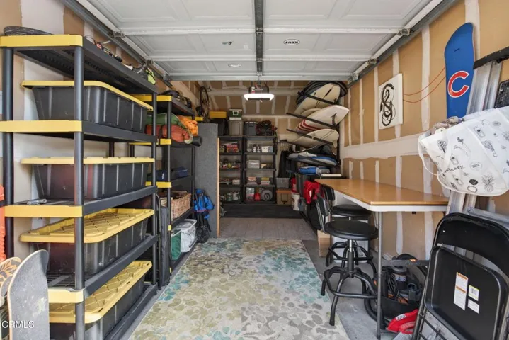 30-web-or-mls-Upmarketmedia_747SenC40-08