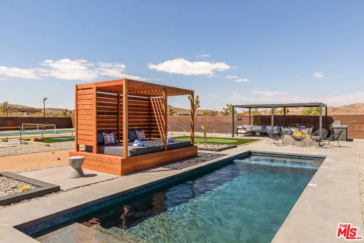 Unit 2 - Backyard/Pool