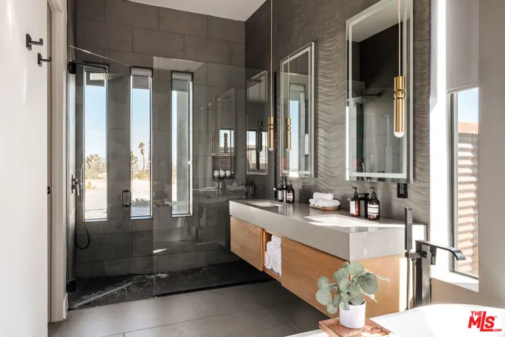 Unit 1 - Primary Bath