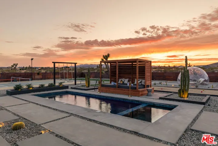 Unit 1 - Backyard/Pool