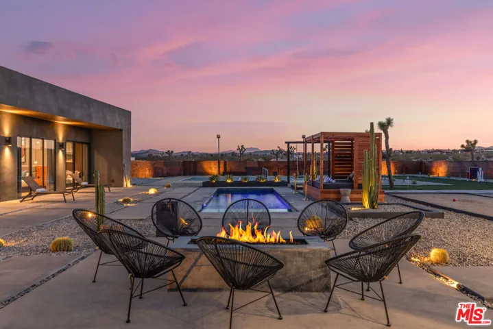 Unit 1 - Backyard/Pool