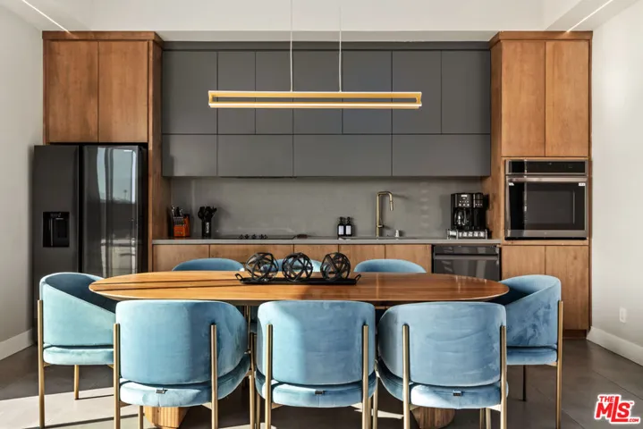 Unit 2 - Dining/Kitchen
