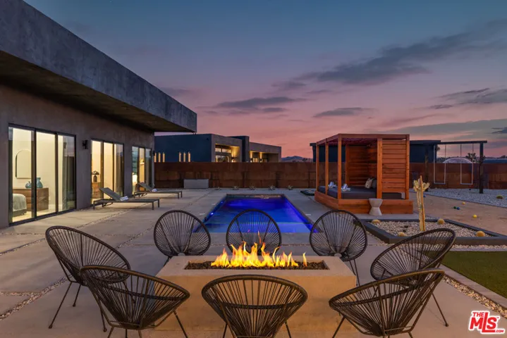 Unit 2 - Backyard/Pool
