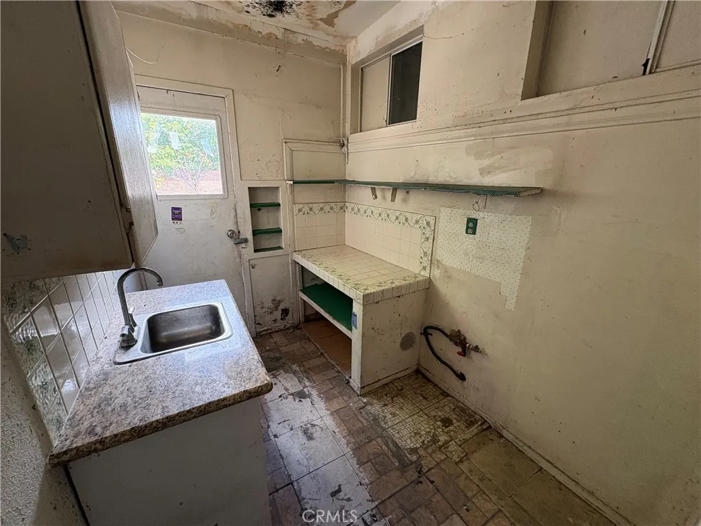 * Another Back Room With Sink