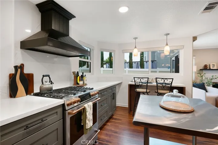 2144 Estrado Circle, Corona, California 92882