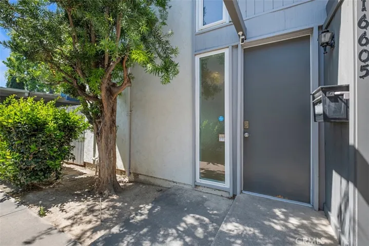 16605 Townhouse, Tustin, California 92780