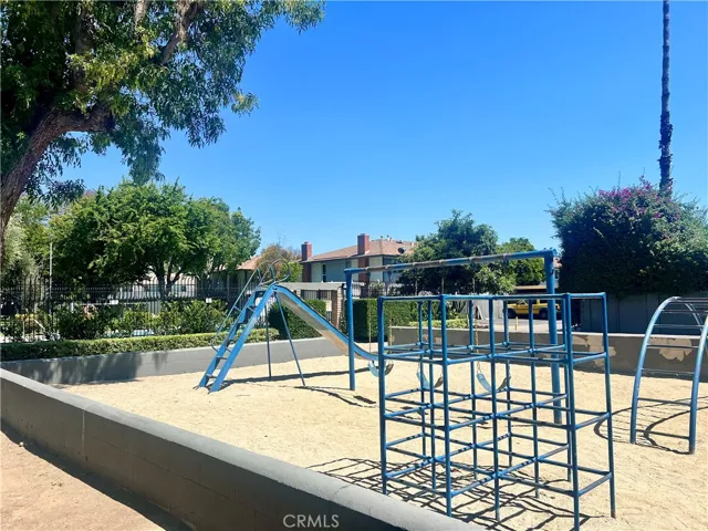 16605 Townhouse, Tustin, California 92780