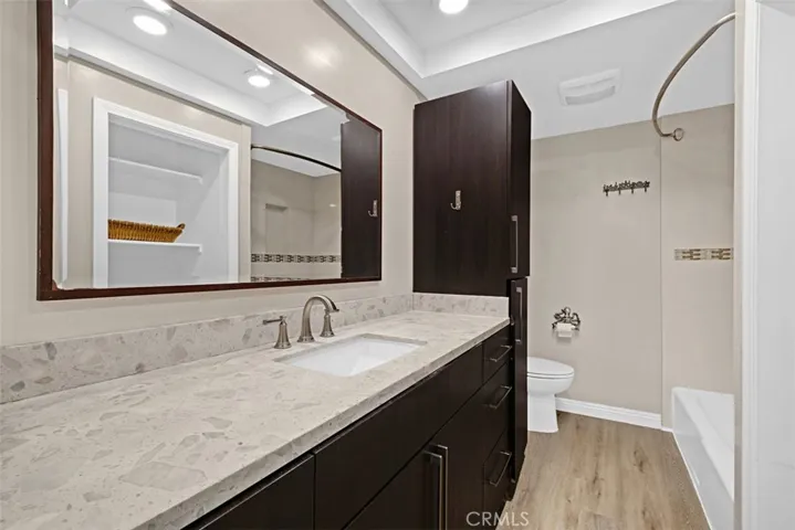 16605 Townhouse, Tustin, California 92780