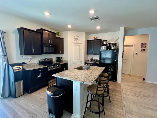 16834 Desert Willow, Victorville, California 92394