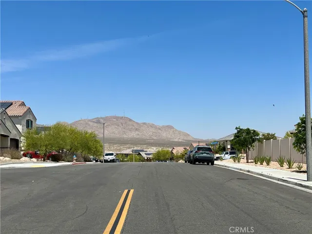 16834 Desert Willow, Victorville, California 92394