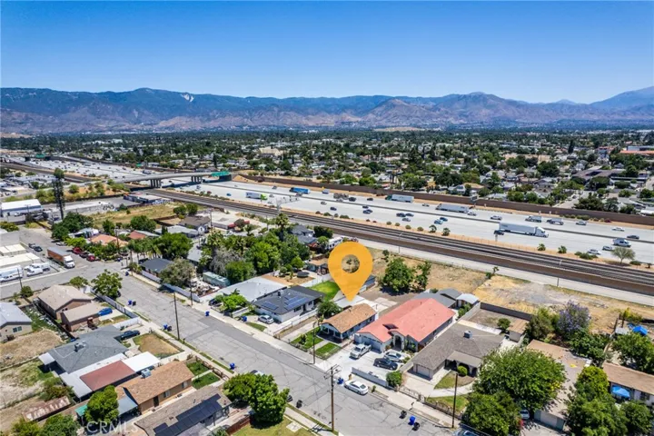 755 Harris, San Bernardino, California 92411