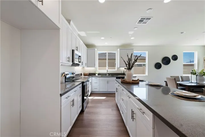 11339 Bald Eagle Lane, Desert Hot Springs, California 92240