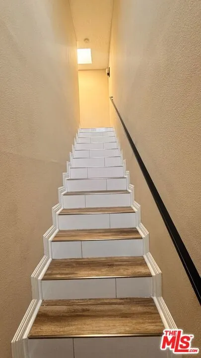 Stairs to Bdrooms