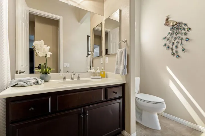 27-web-or-mls-JMJacaranda2_OPMG_0526_027