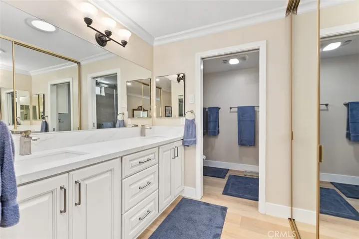 Ensuite bathroom
