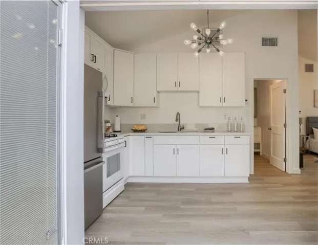 5337 E Brittain 1/2, Long Beach, California 90808