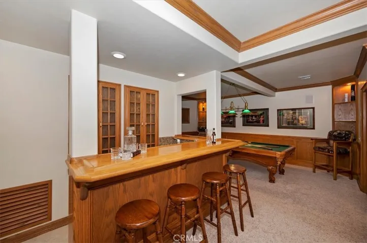 Wet bar