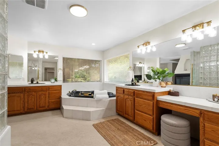 3150 Shady Grove Court, Chico, California 95973