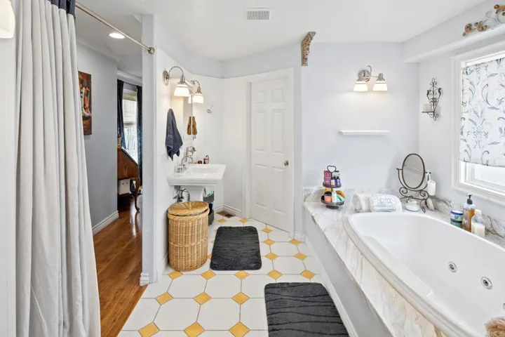 649 I Avenue, Coronado, California 92118