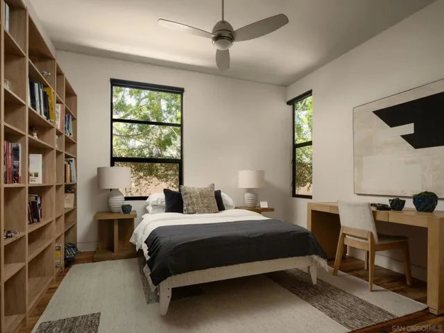 , Solana Beach, California 92075