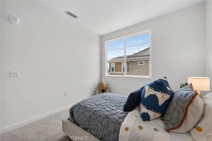 6114 Valentina Way 301, Eastvale, California 92880