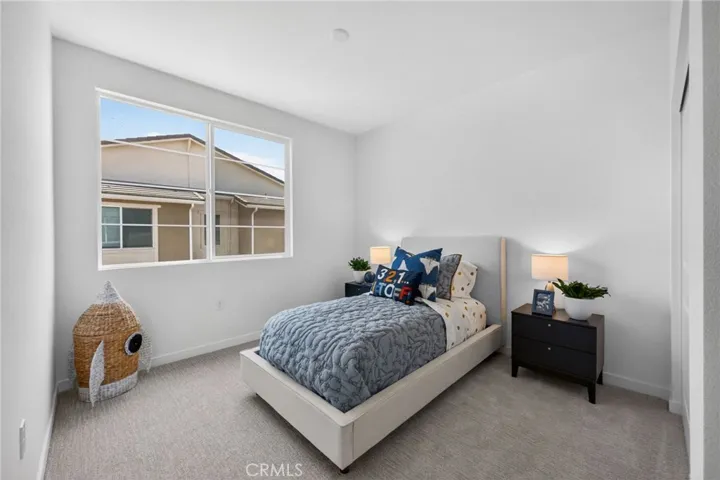 6114 Valentina Way 301, Eastvale, California 92880