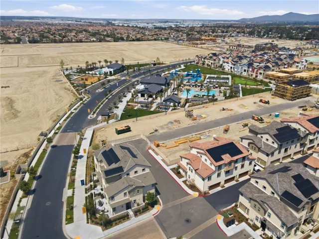 6114 Valentina Way 301, Eastvale, California 92880