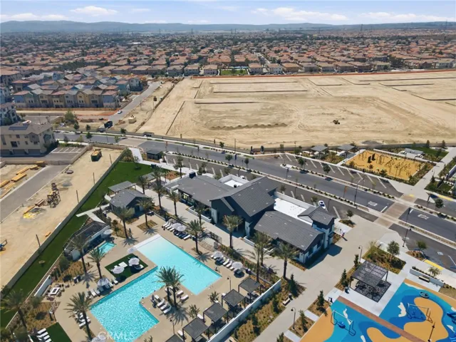 6114 Valentina Way 301, Eastvale, California 92880