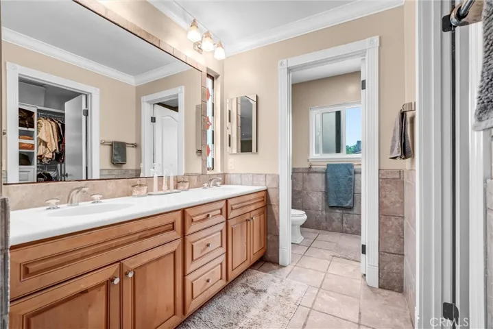 19410 Shelford, Cerritos, California 90703