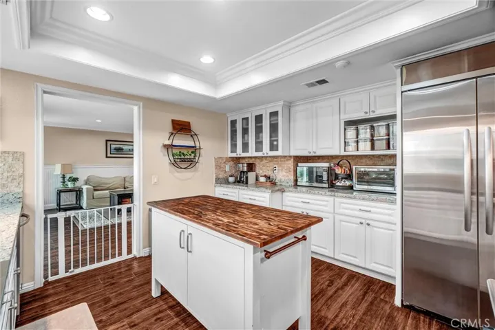 19410 Shelford, Cerritos, California 90703