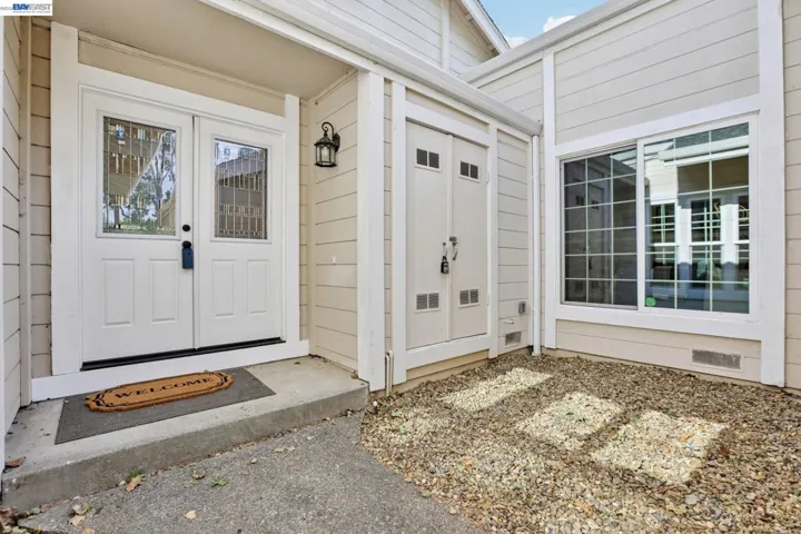Front double door