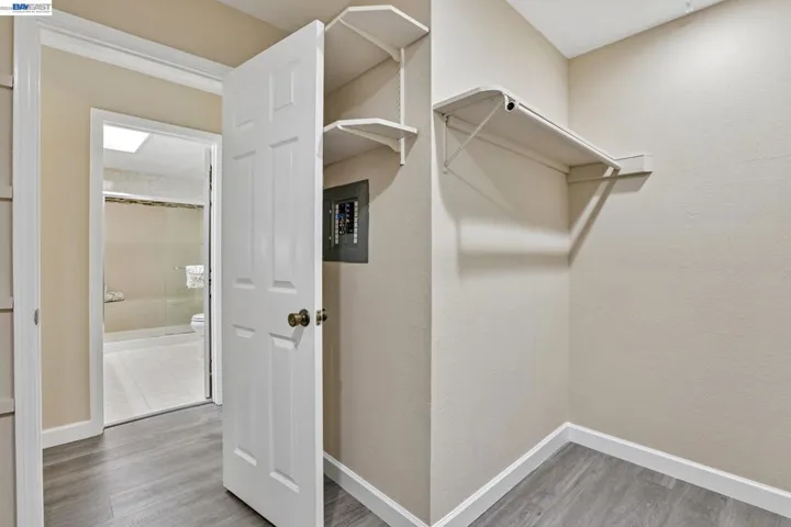 Walk In Closet
