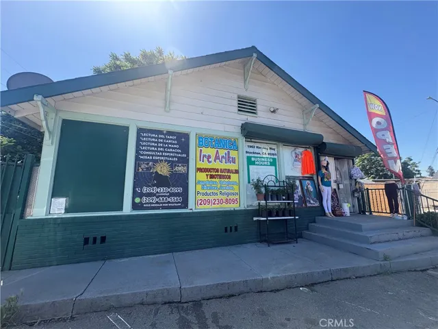 1902 E Harding, Stockton, California 95205