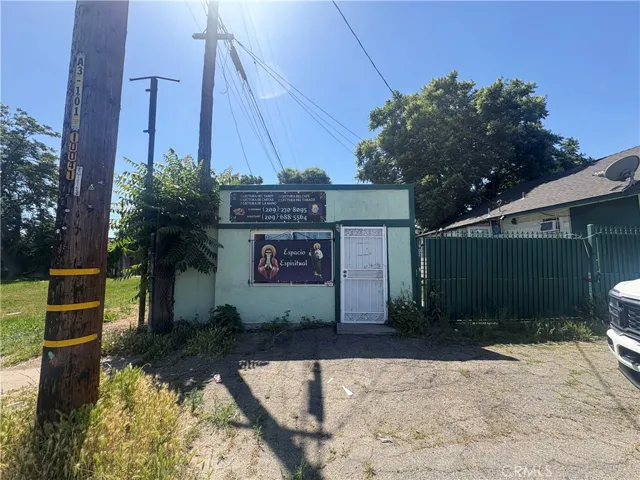 1902 E Harding, Stockton, California 95205