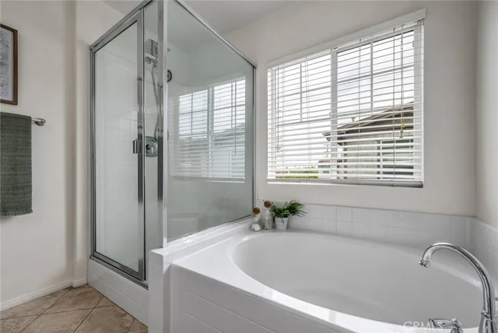 Soaking tub.