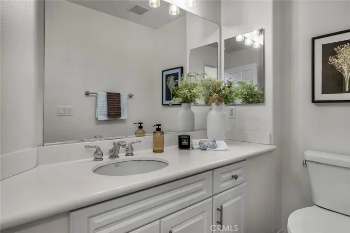 Upper level bath