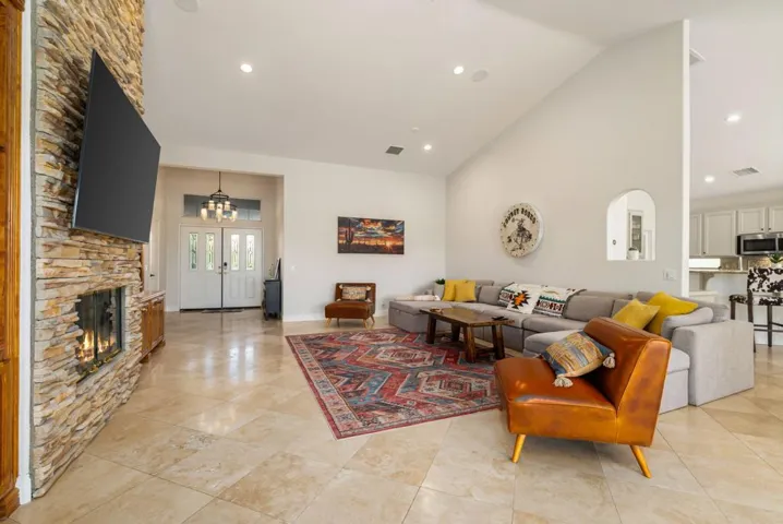 15-web-or-mls-CCCouer_OPMG_0526_015