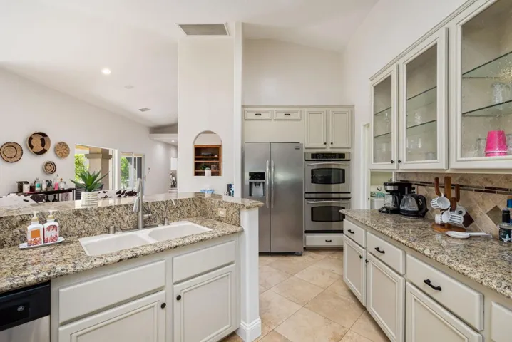 27-web-or-mls-CCCouer_OPMG_0526_027