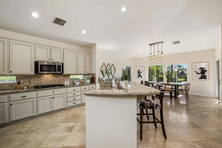 24-web-or-mls-CCCouer_OPMG_0526_024