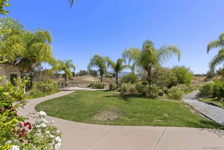 41455 Via Del Monte, Temecula, California 92592