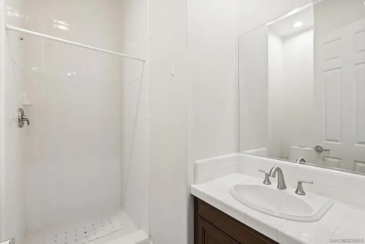 41455 Via Del Monte, Temecula, California 92592