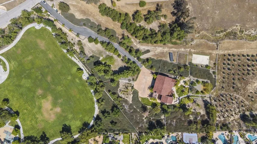 41455 Via Del Monte, Temecula, California 92592