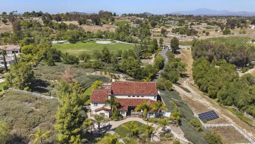 41455 Via Del Monte, Temecula, California 92592