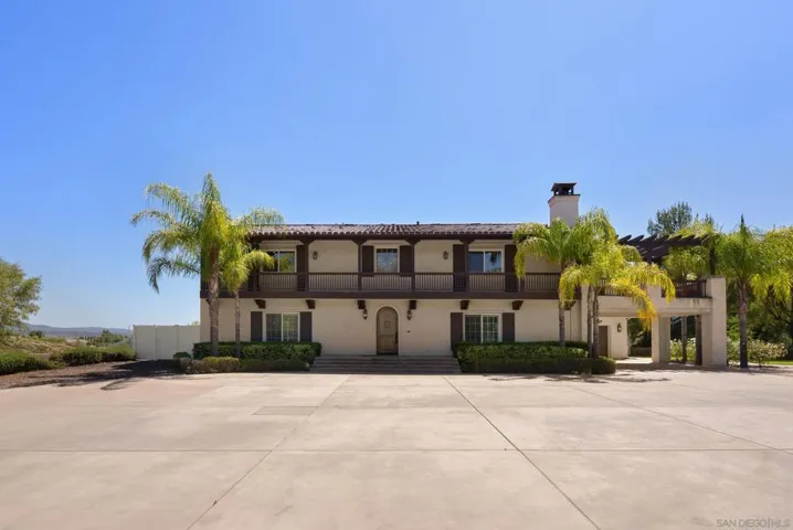 41455 Via Del Monte, Temecula, California 92592