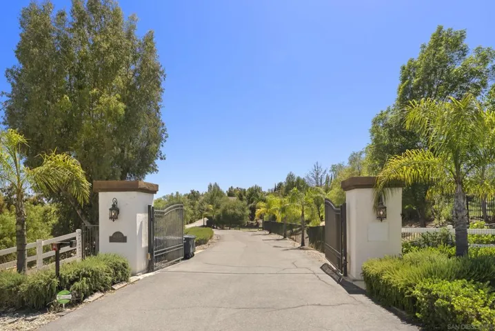 41455 Via Del Monte, Temecula, California 92592