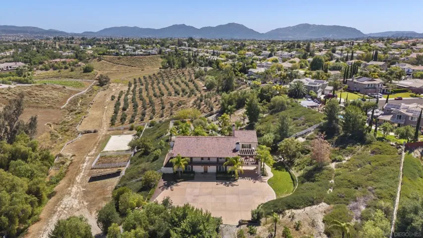 41455 Via Del Monte, Temecula, California 92592